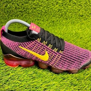 Nike Pink and Black Sneakers